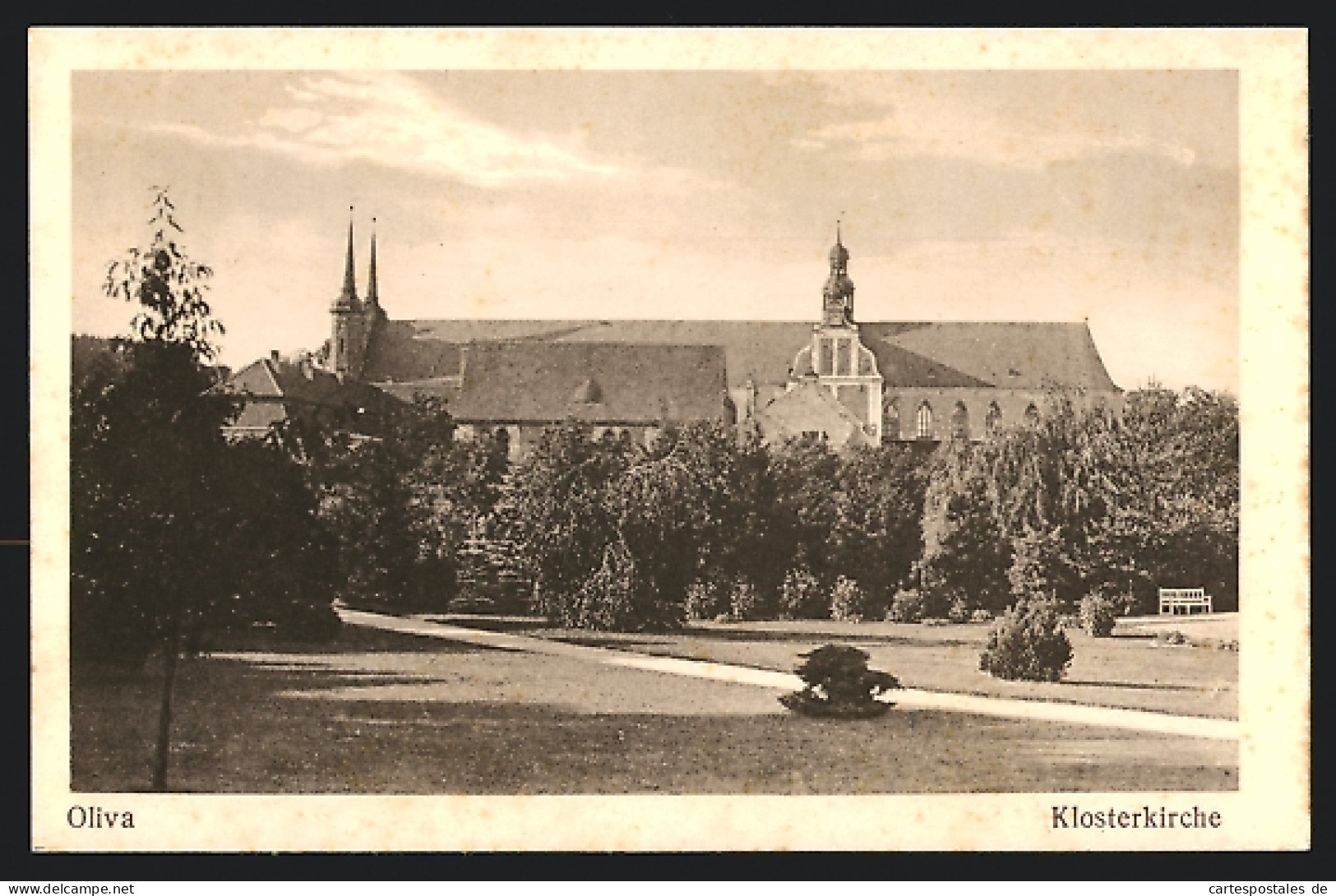 AK Oliva, Klosterkirche Mit Parkanlage  - Westpreussen