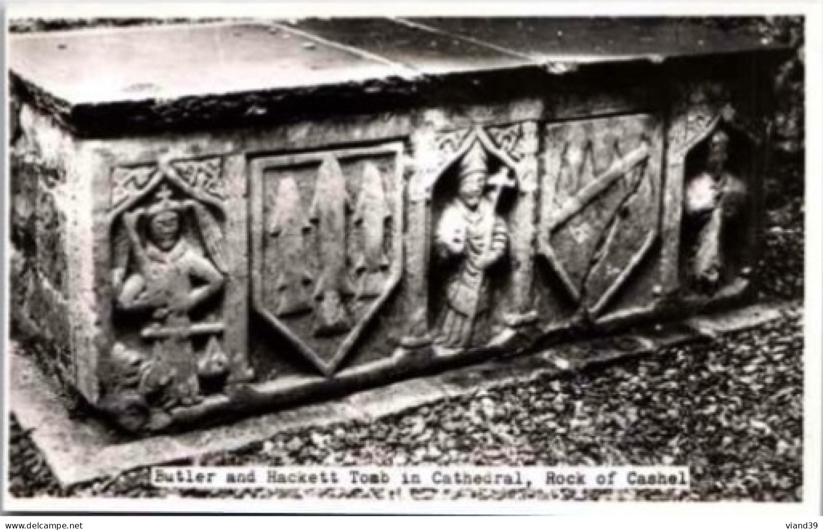 ROCK Of CASHEL  -  Butler And Hackett Tomb In Cathedral.   CPA.   -  Non Circulée - Tipperary