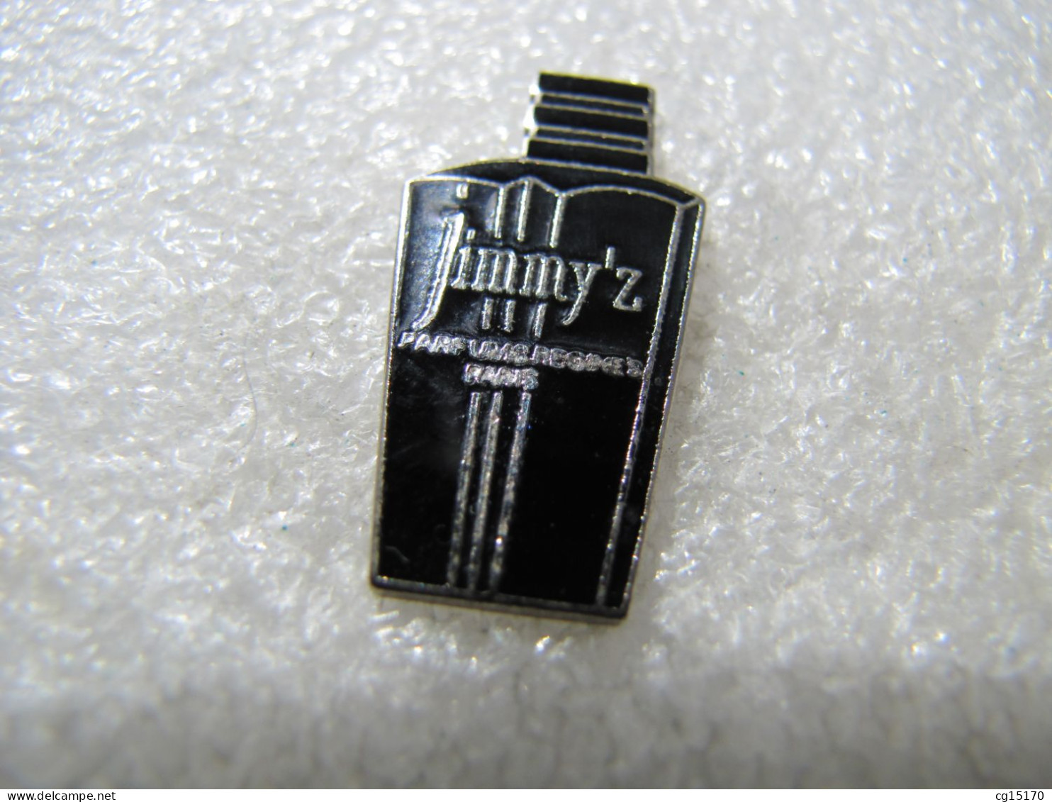 PIN'S   PARFUMS  JIMMY'S    REGINE'S  PARIS   Email Grand Feu - Perfume