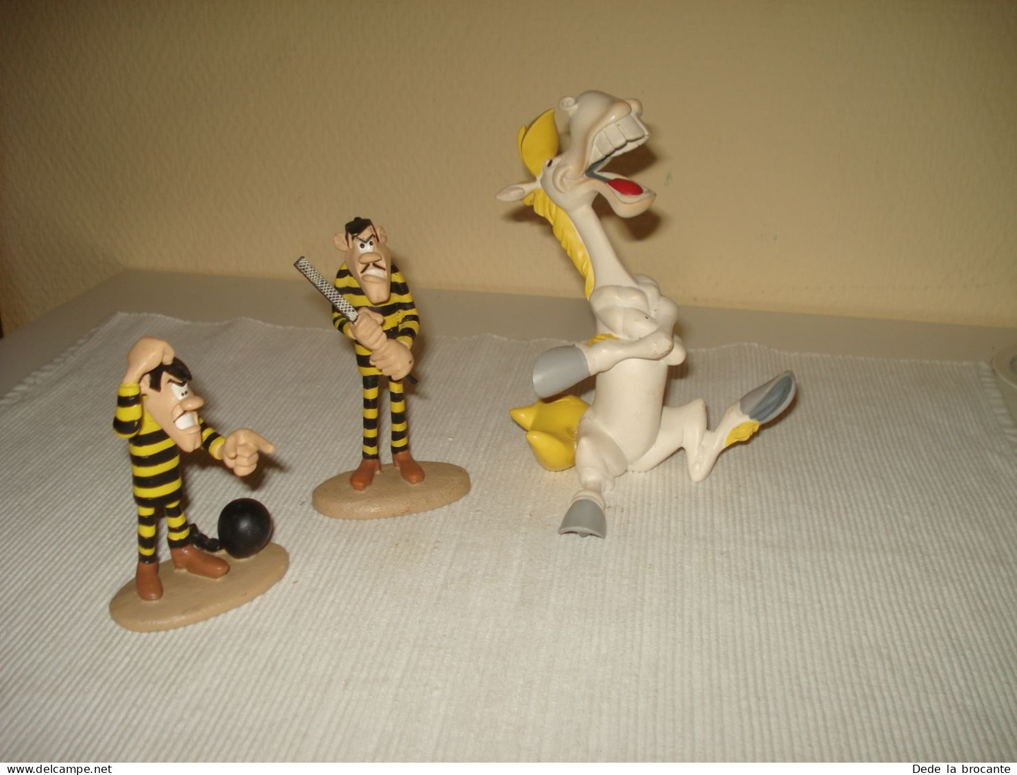 O18 / Lot De 3 Figurines Lucky Luke - 2003 - D'après Marie Leblon - Beelden - Hars