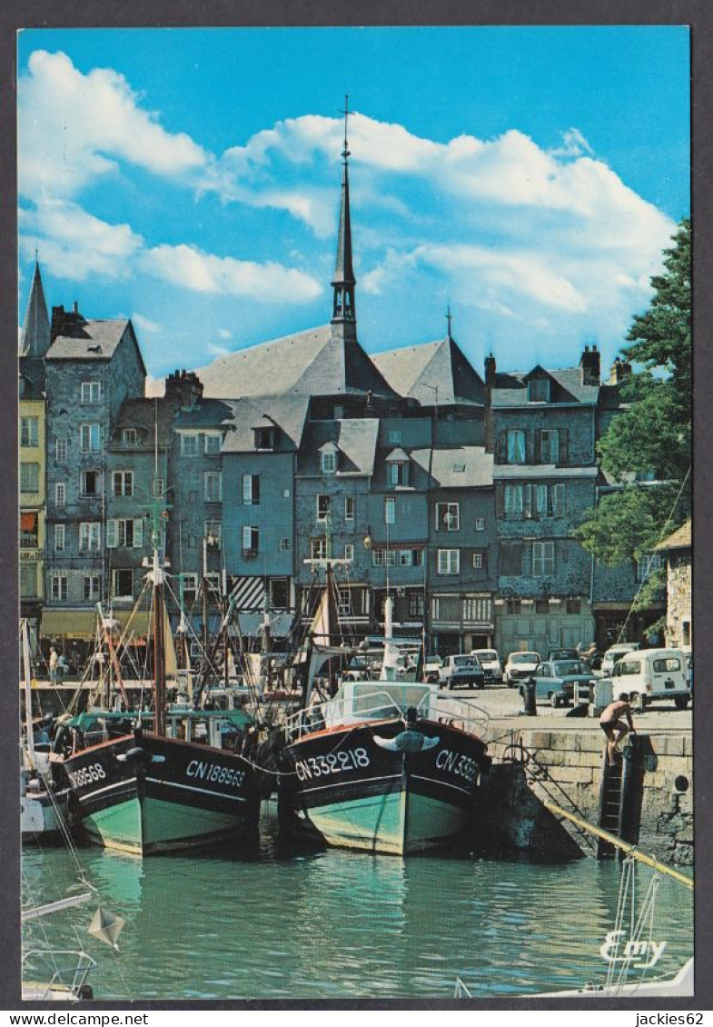 128037/ HONFLEUR, Le Vieux Bassin, Les Bateaux De Pêche Devant Le Quai Sainte-Catherine - Honfleur