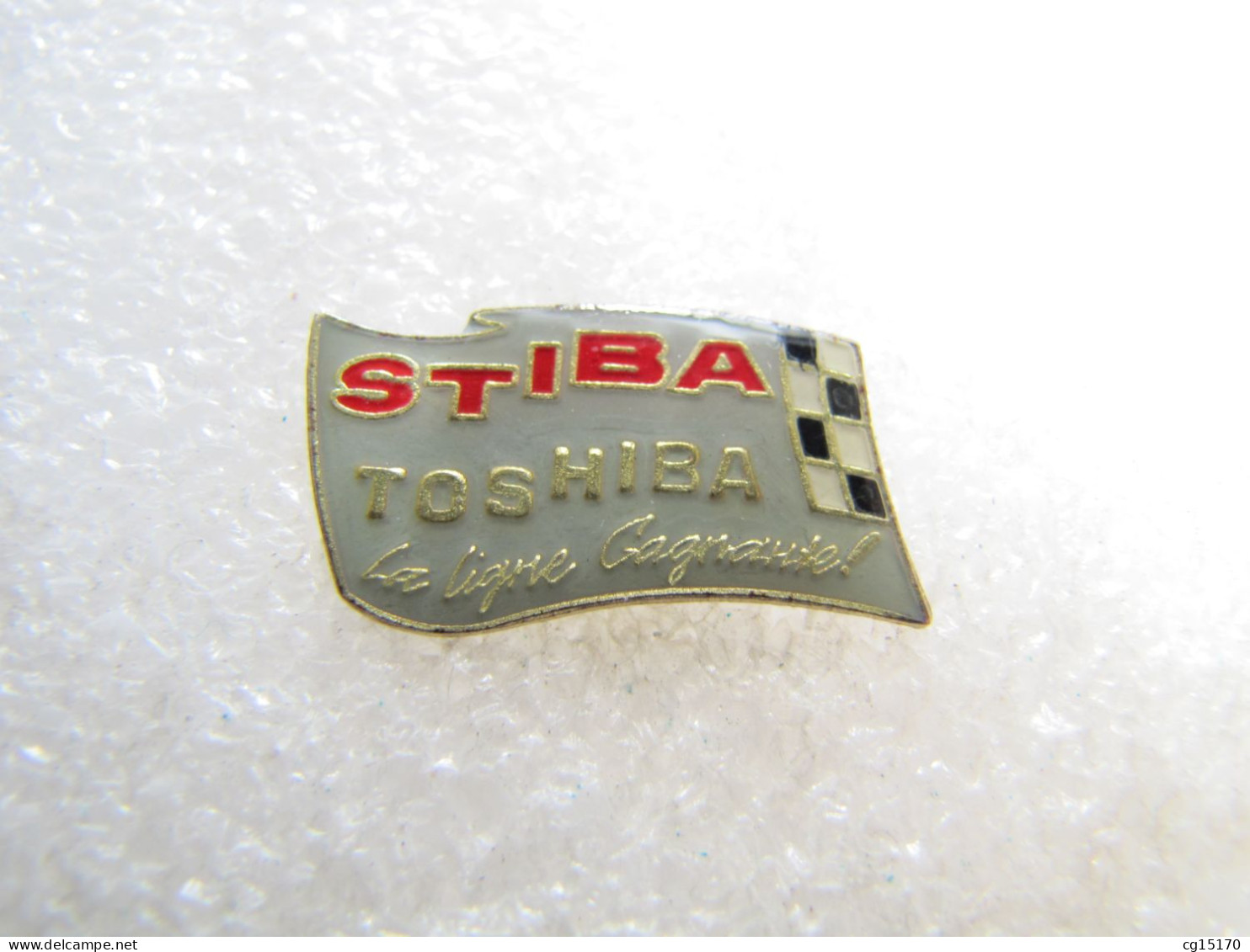 PIN'S     TOSHIBA    STIBA - Merken