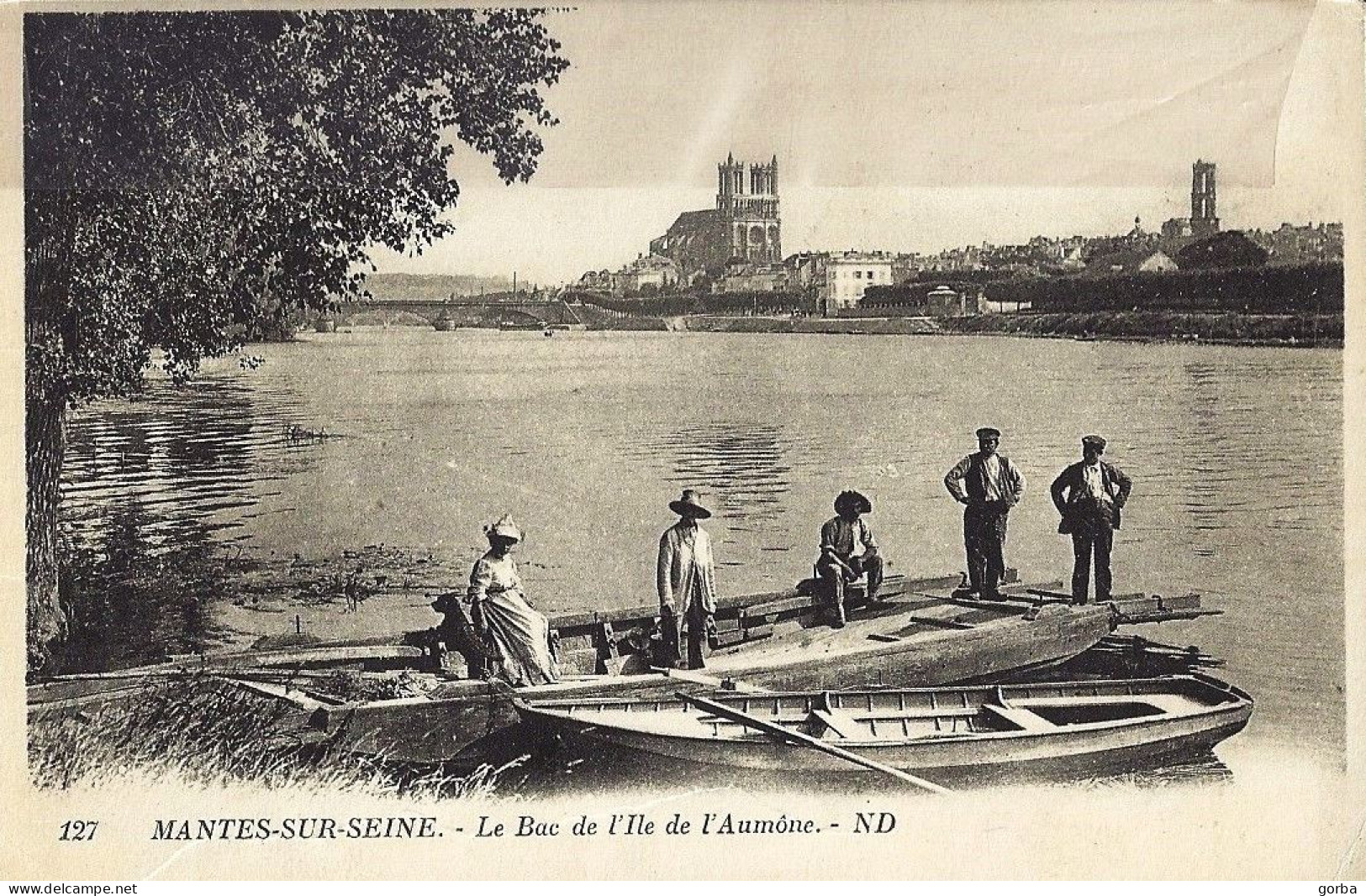 *CPA - 78 - MANTES Sur SEINE - Le Bac De L'Ile De L'Aumône - Gros Plan - Animée - Mantes La Ville
