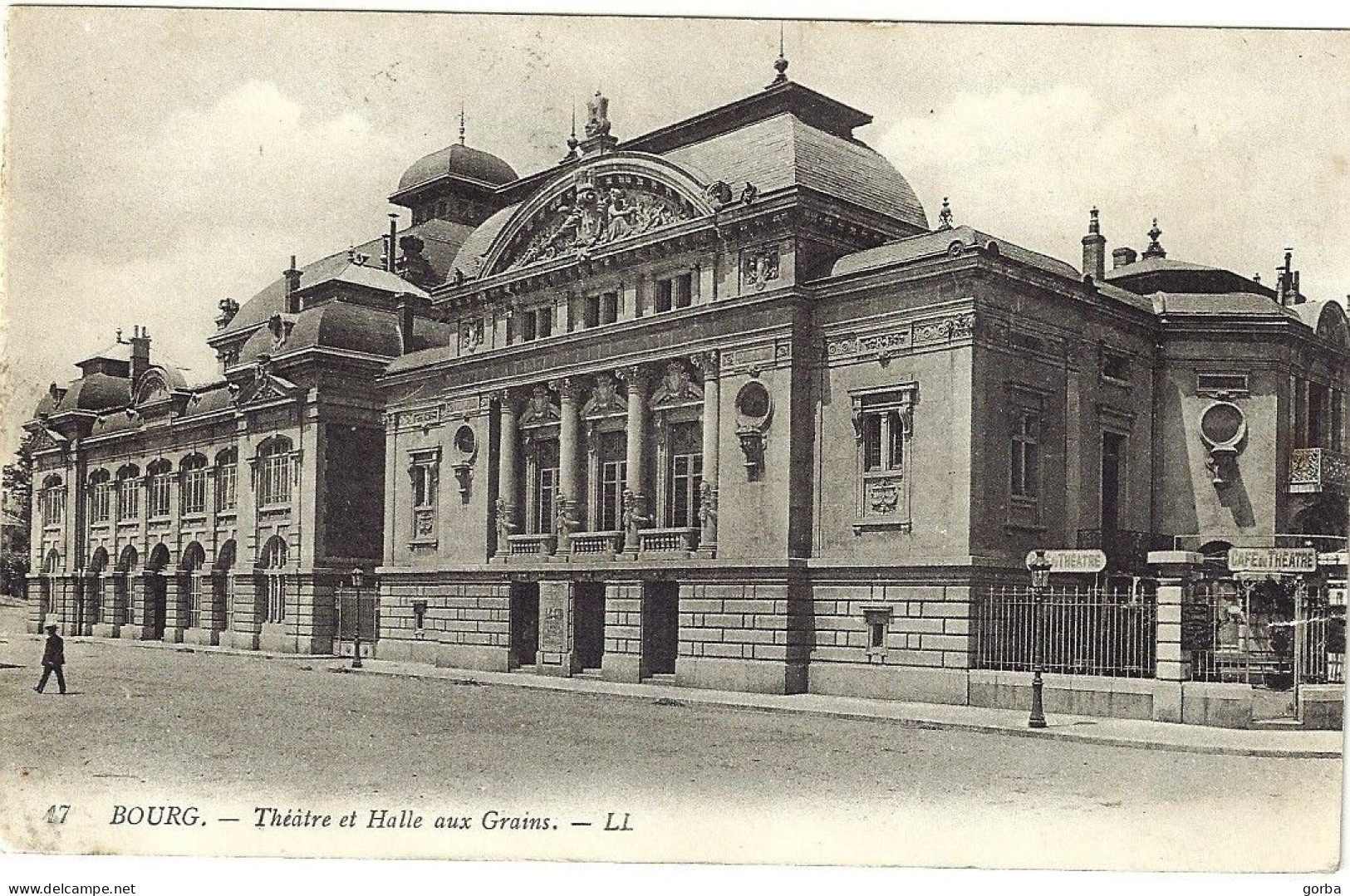 *CPA - 01 BOURG - Théâtre Et Halle Aux Grains - Otros & Sin Clasificación