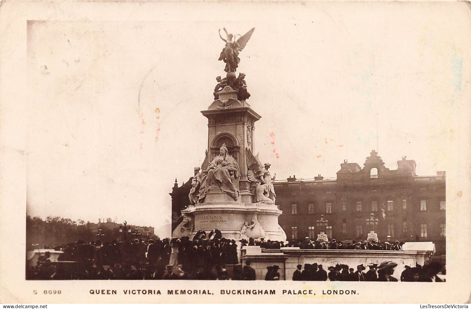 ROYAUME-UNI - Angleterre - London - Buckingham Palace - Queen Victoria Memorial - Carte Postale Ancienne - Buckingham Palace