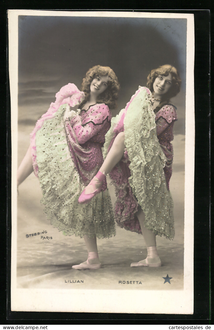 Foto-AK Stebbing: Lillian Und Rosetta Heben Tanzend Ihre Kleider  - Photographie