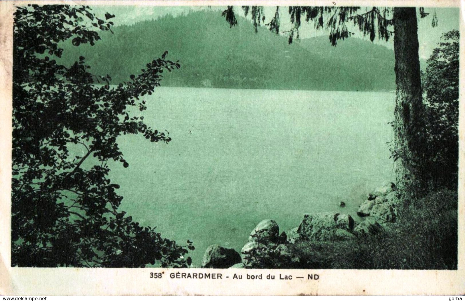 *CPA - 88 - GERARMER - Au Bord Du Lac - Gerardmer