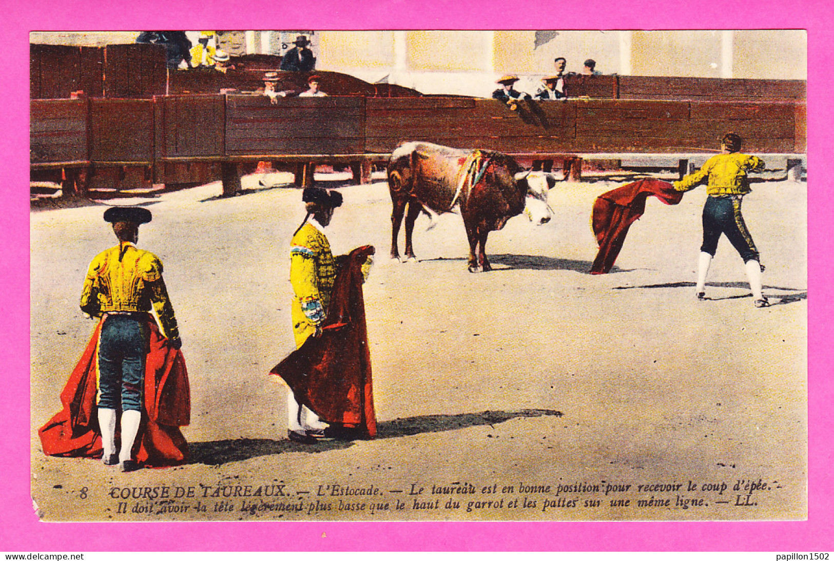 Corrida-28P64 Courses De Taureaux, L'estocade, Le Taureau Est En Bonne Position Pour Recevoir Le Coup D'épée, Cpa  - Corrida