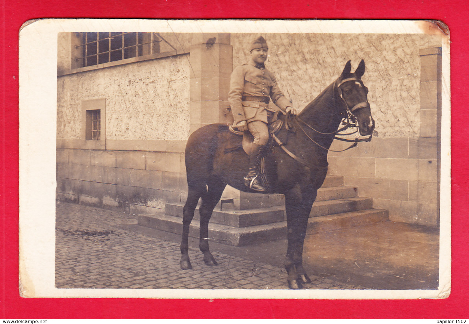 Milit-196A06  Carte Photo, Un Militaire à Cheval, 8ème Hussards, 1ère Classe, 1918, Cpa  - Sonstige & Ohne Zuordnung