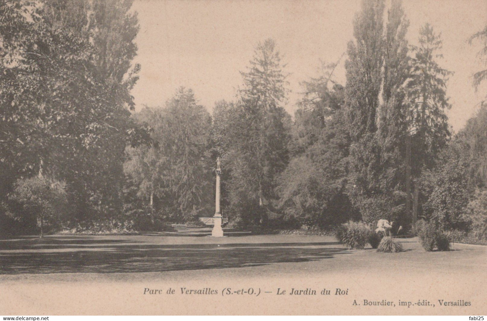PARC DE VERSAILLES LE JARDIN DU ROI - Versailles (Castello)