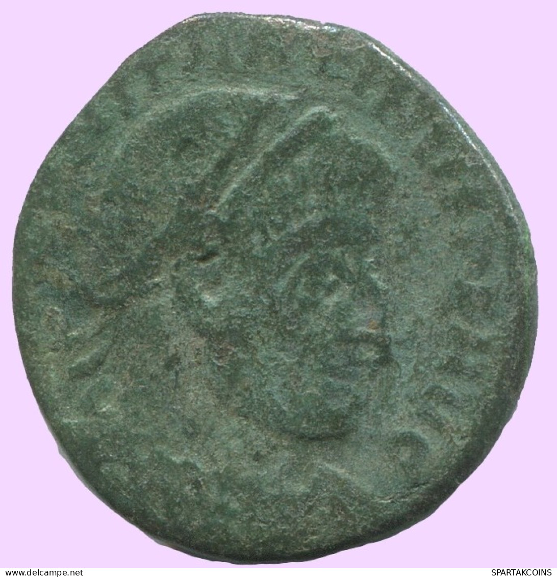 LATE ROMAN IMPERIO Follis Antiguo Auténtico Roman Moneda 2.3g/17mm #ANT2068.7.E.A - The End Of Empire (363 AD Tot 476 AD)