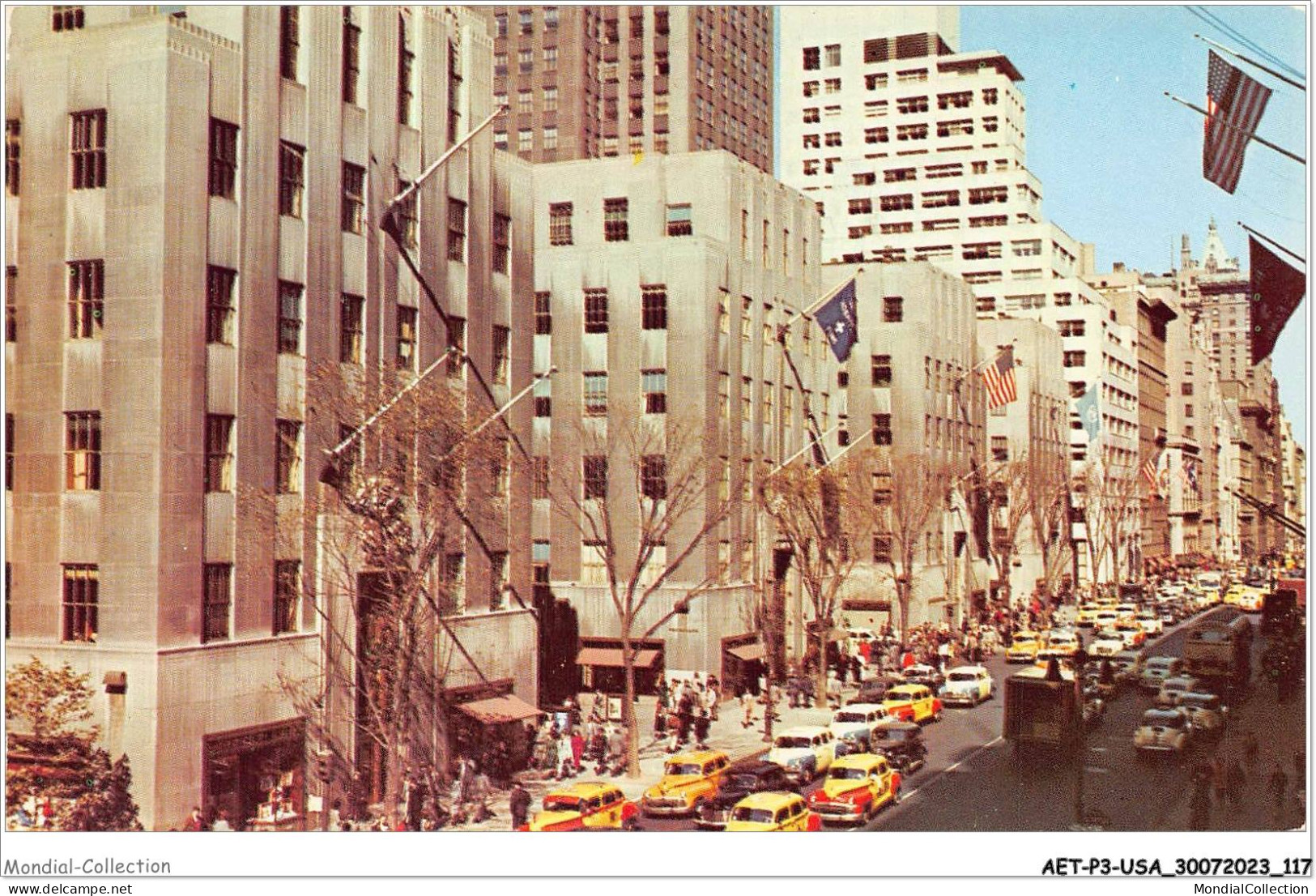 AETP3-USA-0247 - NEW YORK CITY - The Famous Fifth Avenue - Rockfeller Center District At 50th Street Looking North - Altri Monumenti, Edifici
