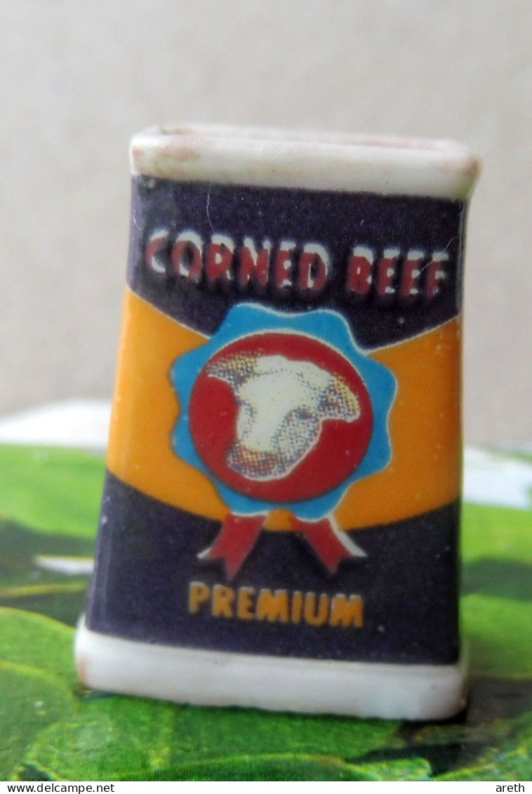 Fève  -  Boite CORNED BEEF PREMIUM - Autres & Non Classés