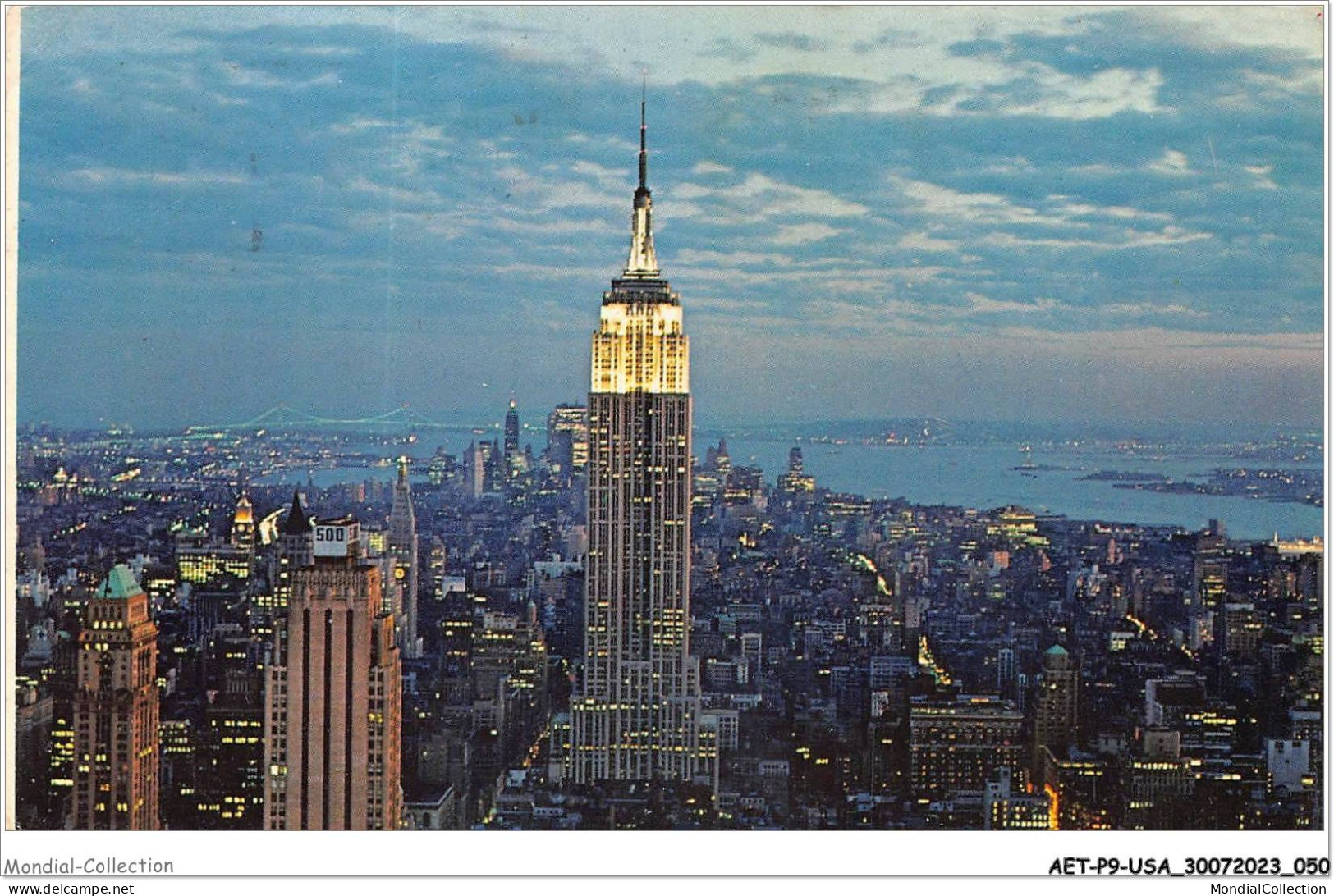 AETP9-USA-0713 - NEW YORK CITY - Empire State Building At Night - Empire State Building
