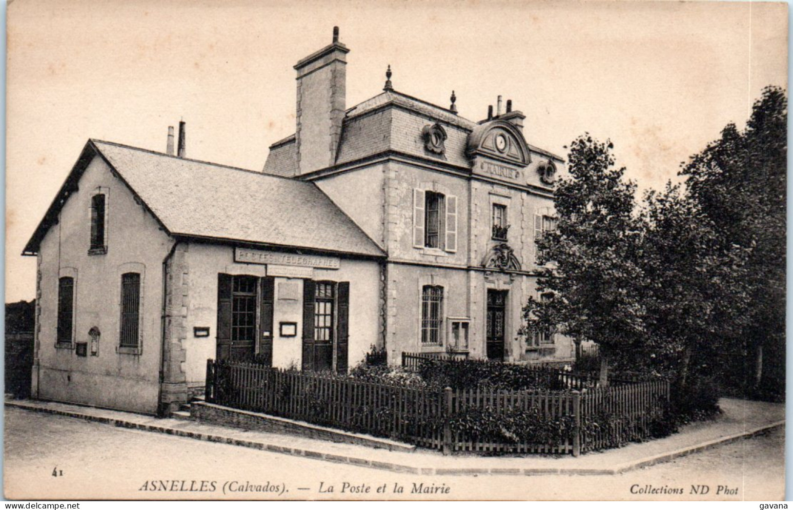 14 ASNELLES - La Poste Et La Mairie - Other & Unclassified