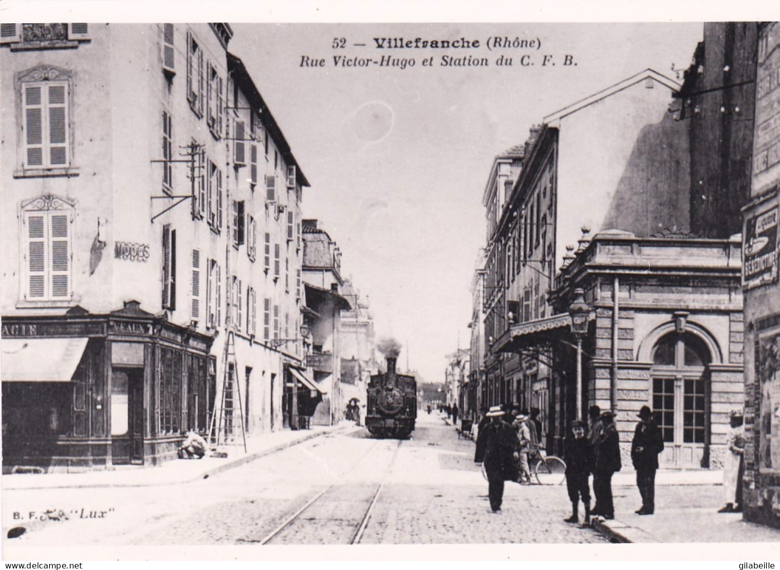 Photo - 69 - Rhone - VILLEFRANCHE Sur SAONE - Rue Victor Hugo Et Station Du C.F.B - Retirage - Non Classés