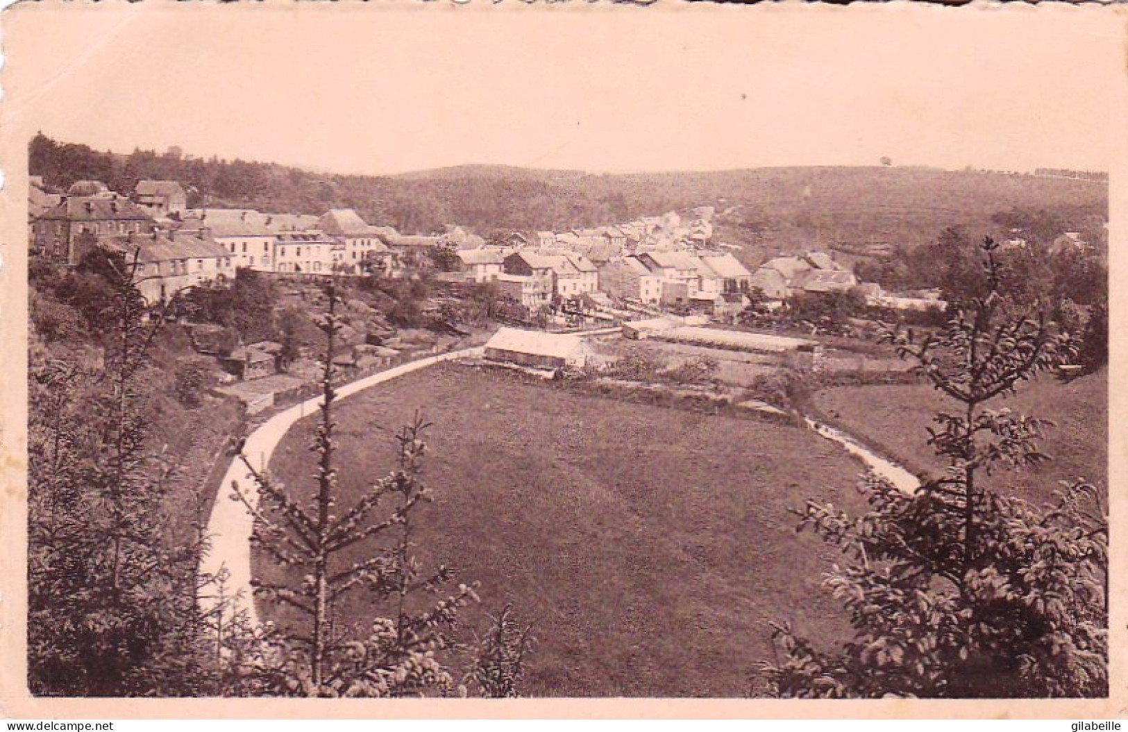 NEUFCHÂTEAU - Panorama - Vue Sur  Le Faubourg  - Neufchâteau