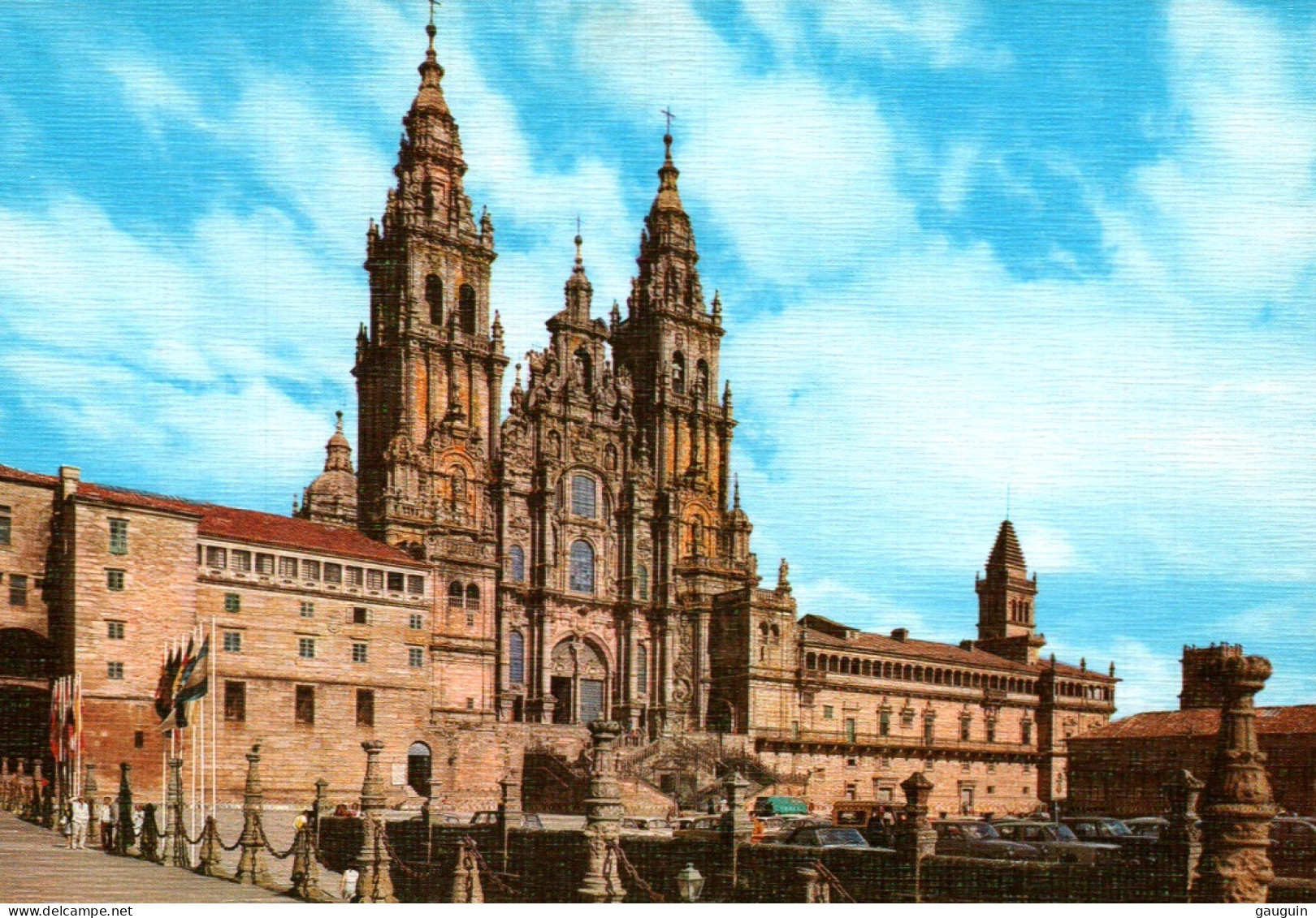 CPM - SANTIAGO De COMPOSTELA - La Cathédrale Façade Du Obradoiro ... LOT 2 CP - Santiago De Compostela