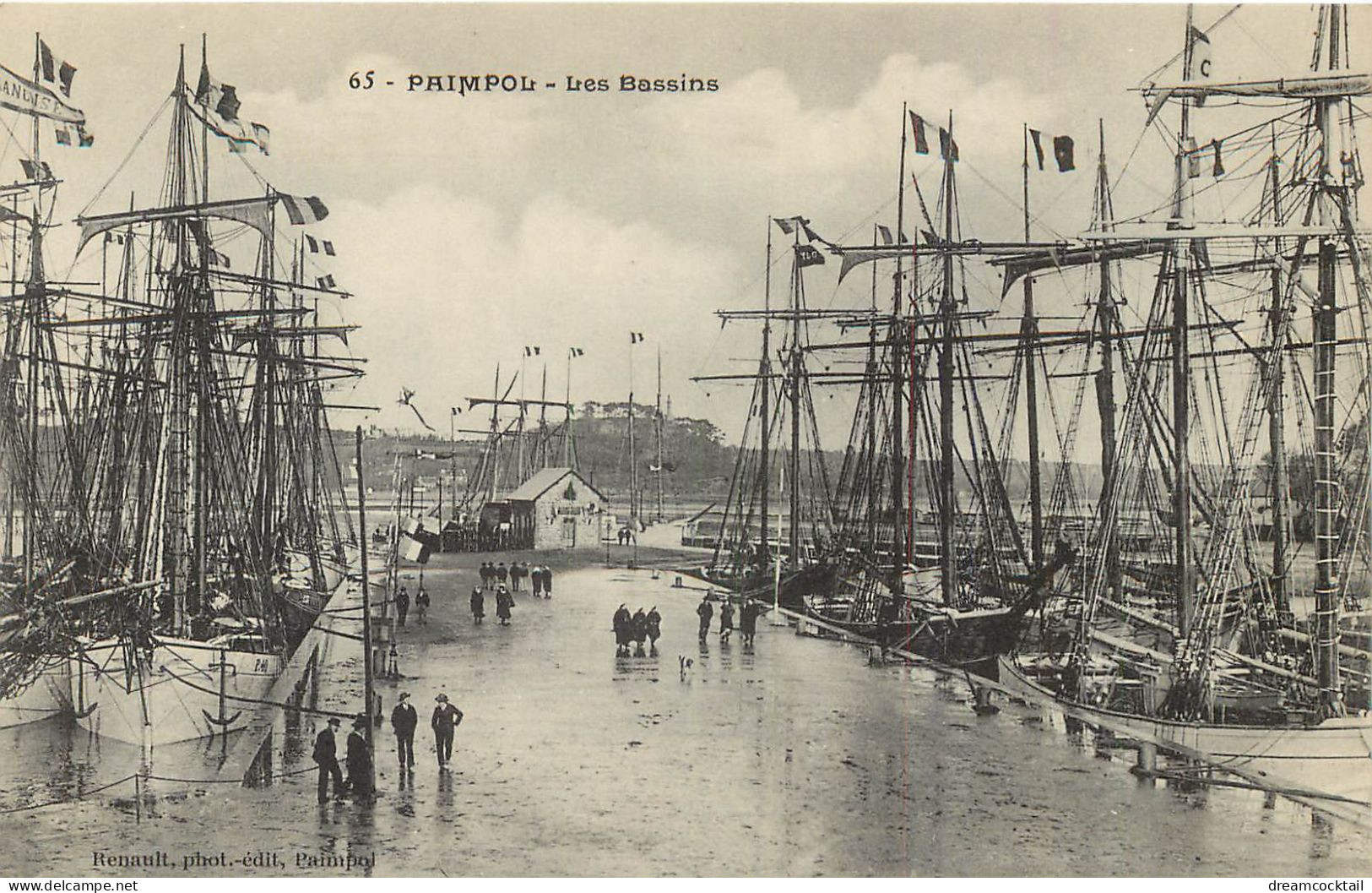 22 PAIMPOL. Voiliers Bateaux De Pêche Dans Les Bassins - Paimpol