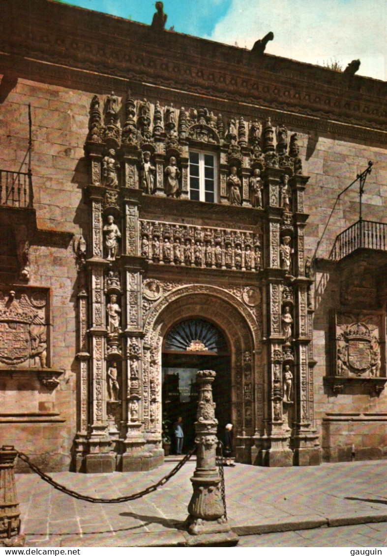 CPM - SANTIAGO De COMPOSTELA - Hôtellerie Des Rois Catholiques ... LOT 2 CP à Saisir - Santiago De Compostela