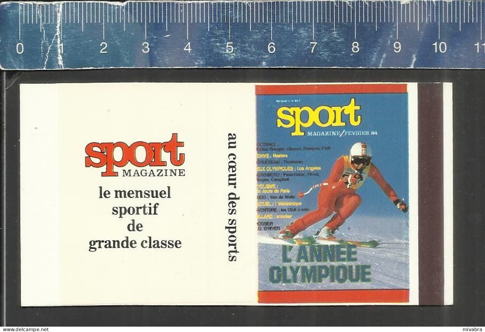 L'ANNÉE OLYMPIQUE - 1984 WINTER SARAJEVO  - 1988 LOS ANGELES SUMMER  ) -  - SPORT MAGAZINE   - MATCHBOX SKILLET BELGIUM - Boites D'allumettes - Etiquettes