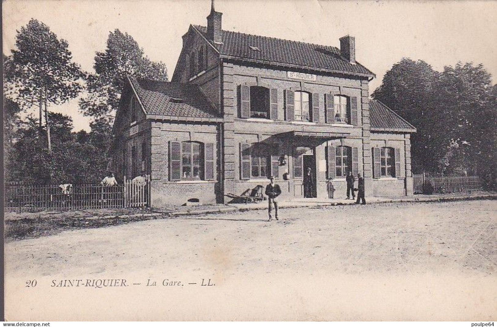 La Gare : Vue Extérieure - Saint Riquier