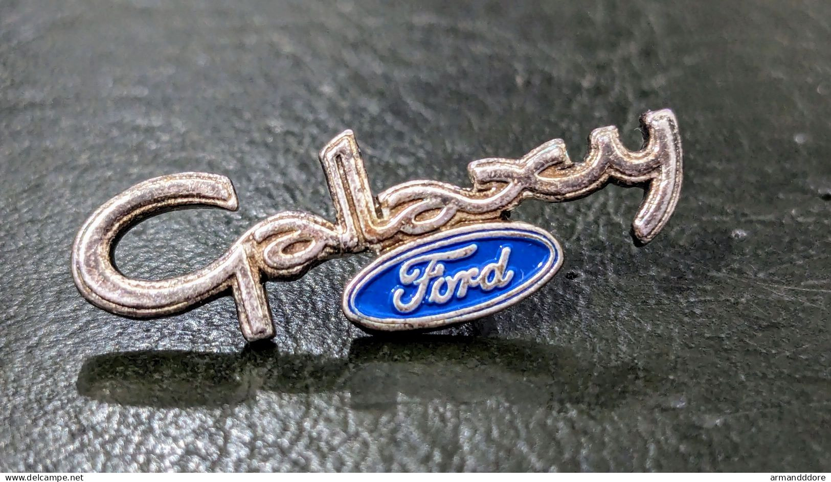 A Pins Pin's Ford Galaxy Logo Car Badge Automobile Lapel Enamel Pin Voiture Taille : 30 * 11 Mm Bon Etat Envois Soigne E - Ford