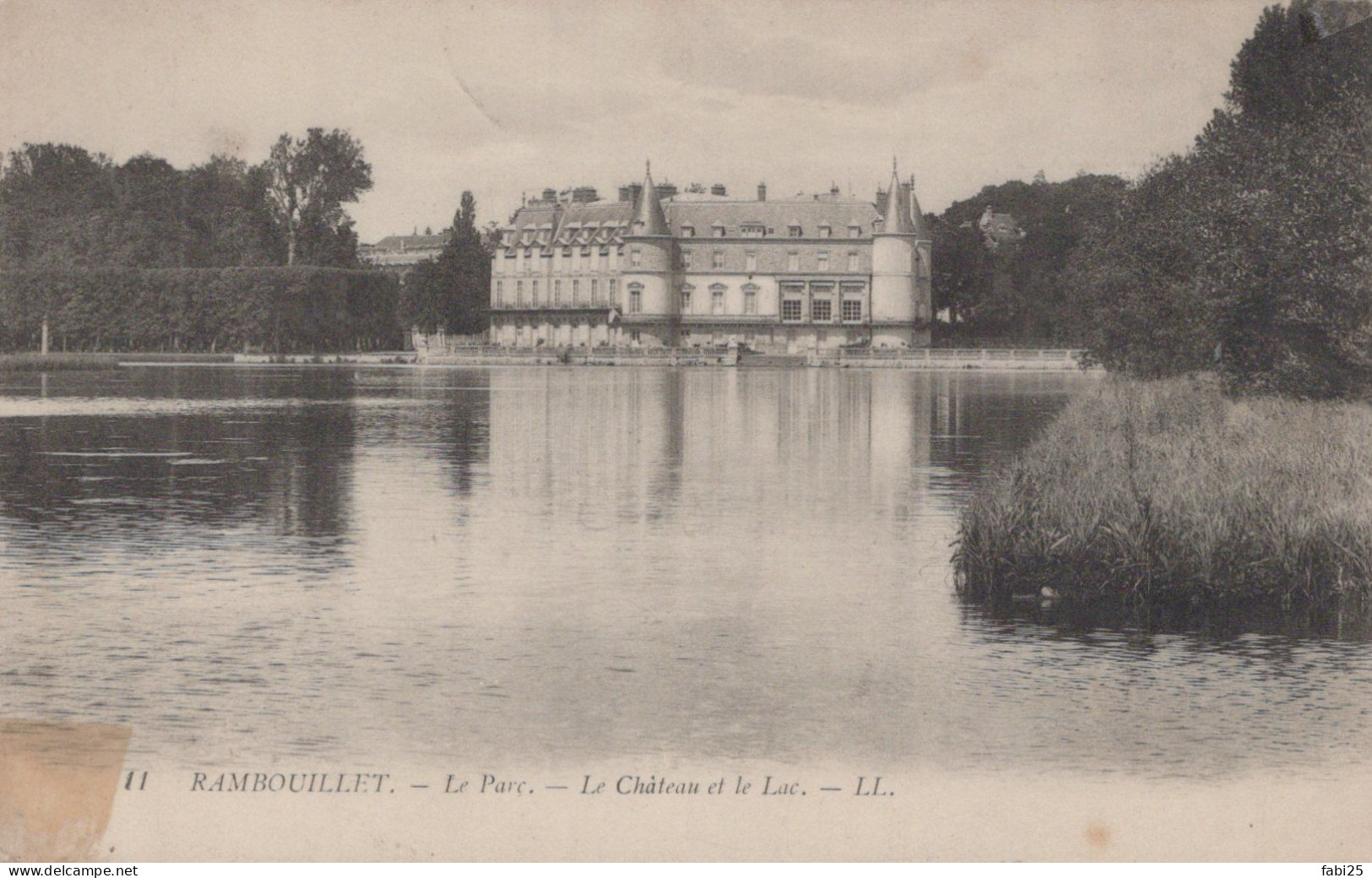 RAMBOUILLET LE PARC LE CHATEAU ET LE LAC - Rambouillet (Château)