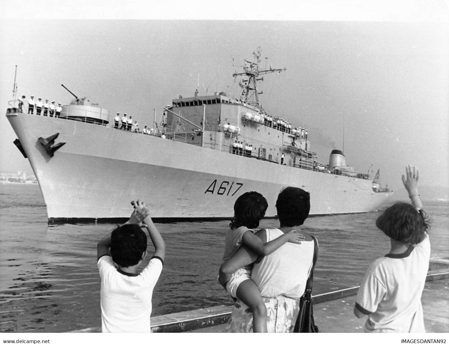 BATEAUX GUERRE #PPMK1402 PHOTO FRANCE IRAN DEPART DE LA FLOTTE DES CHASSEURS DE MINE DE TOULON 19/08/87 - Boten