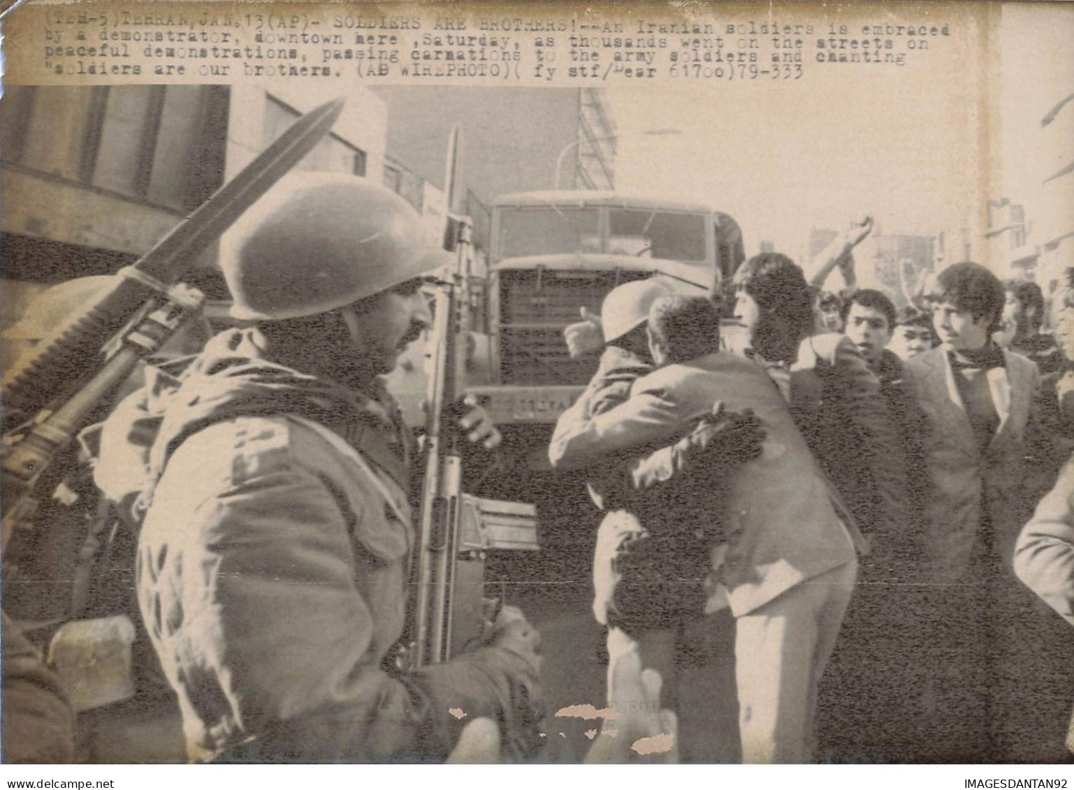 IRAN #PPMK1369 PHOTO TEHERAN SOLDATS IRANIENS POUR LA PAIX - War, Military