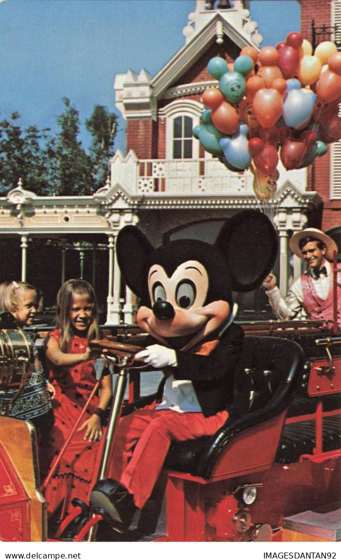 WALT DISNEY #MK52674 THE CHIEF FIREMOUSE MICKEY MOUSE - Disneyworld