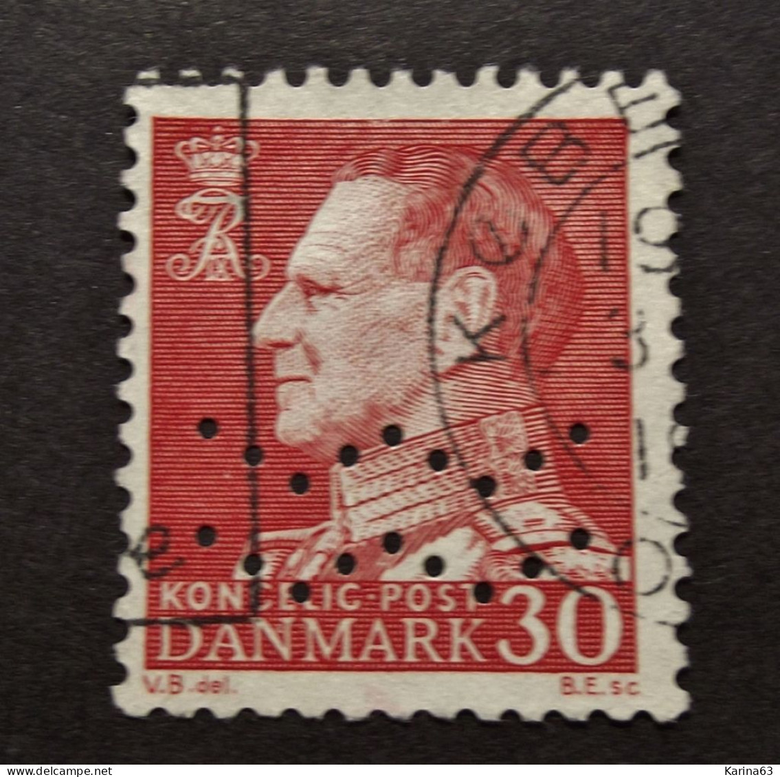 Denmark  - Danemark - 1967-70 - ( Frederic IX ) Perfin - Lochung -  Waves - Kobenhavns Kommune - Cancelled - Oblitérés