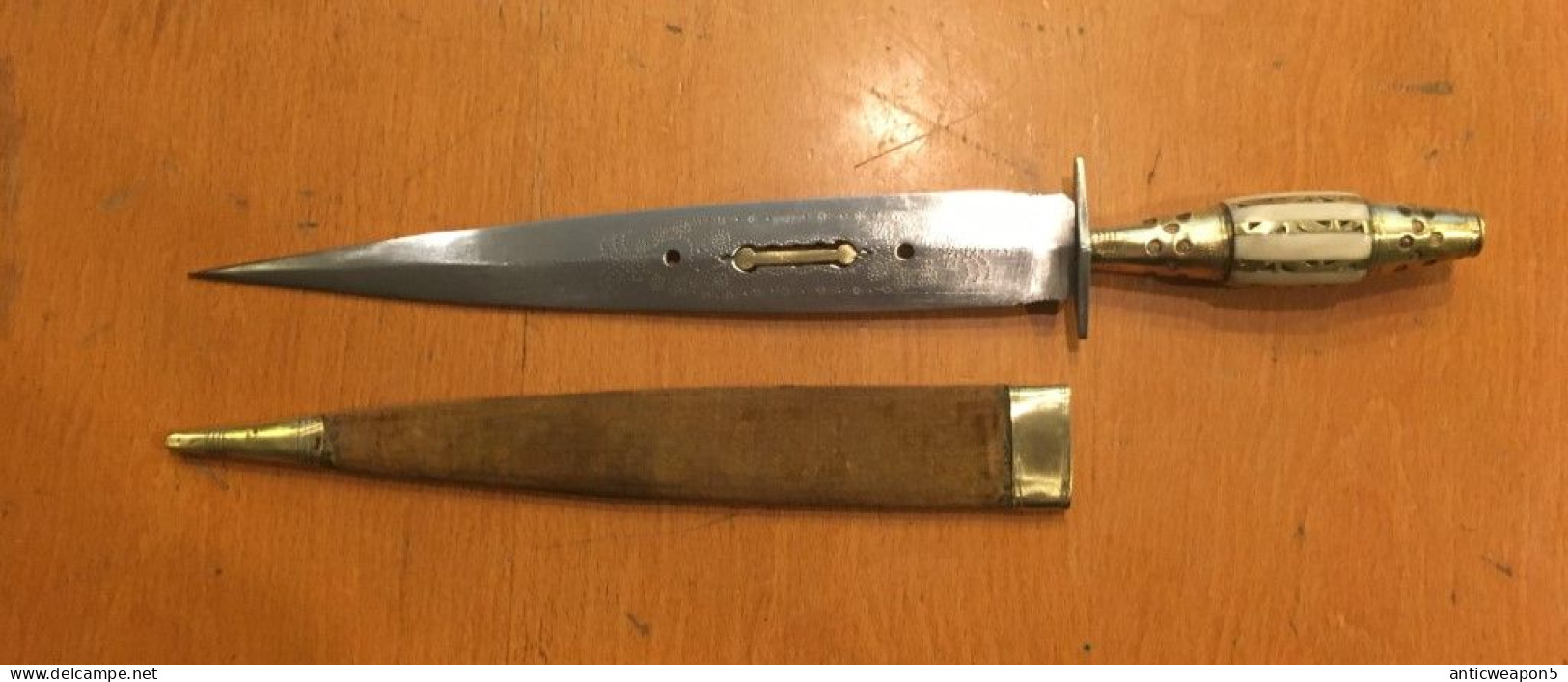 Dagger-Bayonet Spain (H235) - Knives/Swords