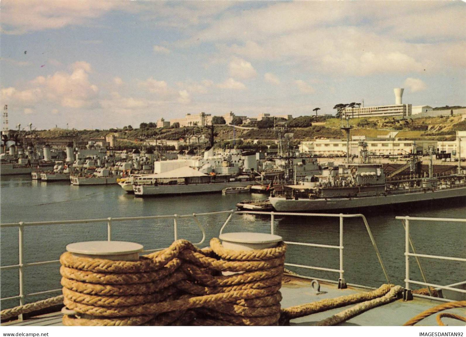 29 BREST AA#DC566 L ESCADRE AU QUAI DES FLOTILLES - Brest