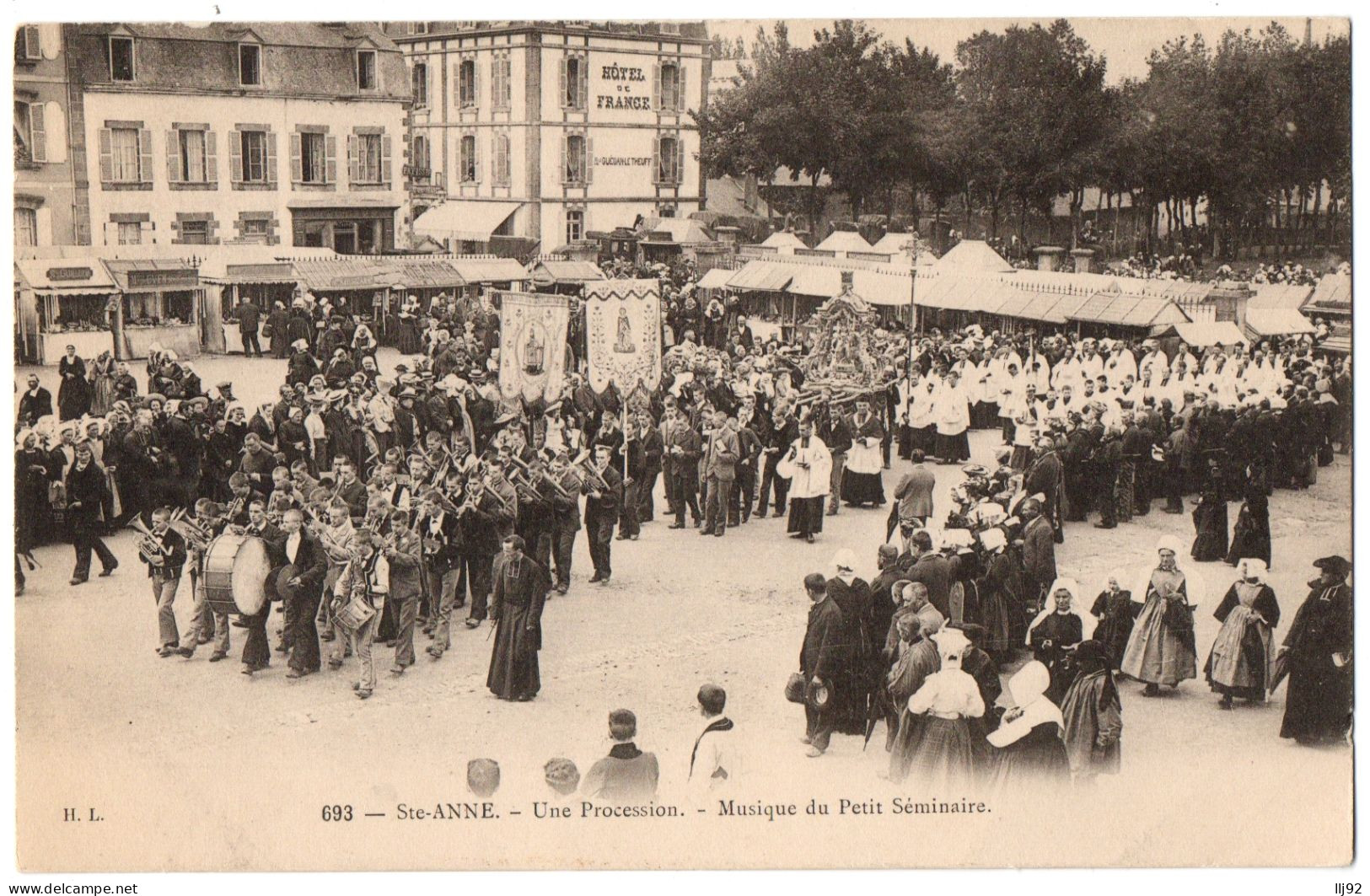 CPA 56 - SAINTE ANNE D'AURAY (Morbihan) - 693. Une Procession. Musique Du Petit Séminaire - H. L. - Sainte Anne D'Auray