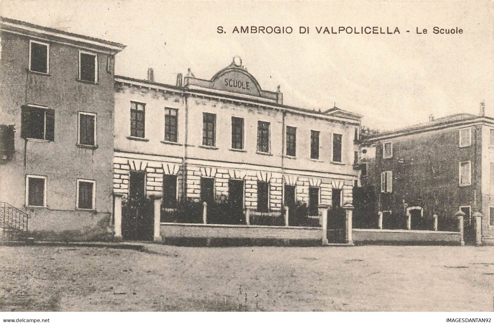 ITALIE AB#MK873 VENETO S AMBROGIO DI VALPOLICELLA LA SCUOLE - Other & Unclassified