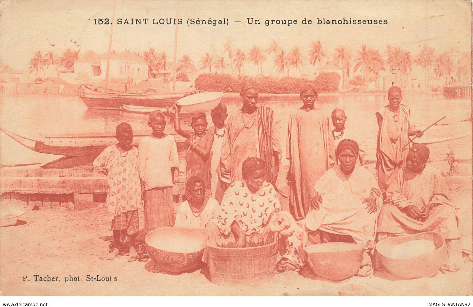 SENEGAL AC#MK170 SAINT LOUIS UN GROUPE DE BLANCHISSEUSES - Sénégal