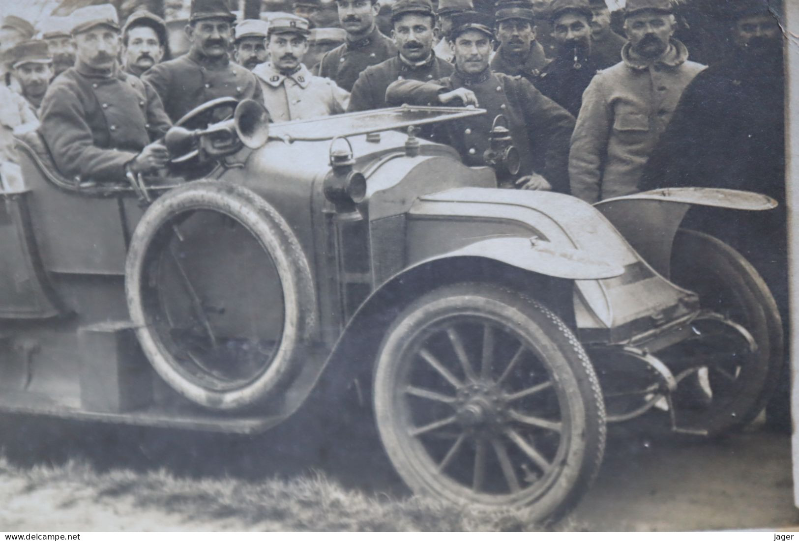 Carte Photo 1914 1918   Poilus Automobile Gros Plan  WWI - Guerre, Militaire