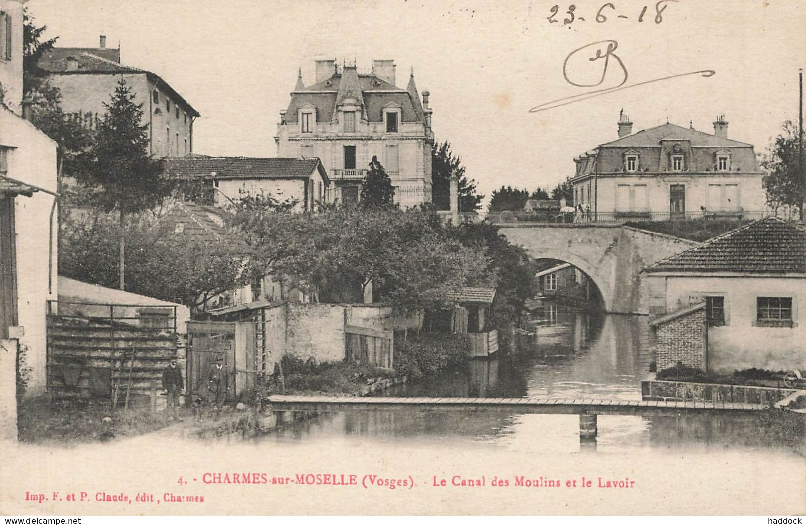 CHARMES EN MOSELLE : LE CANAL DES MOULINS ET LE LAVOIR - Charmes