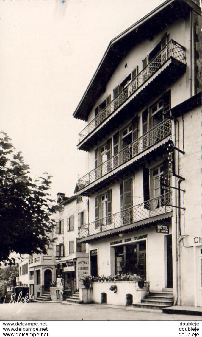 D64  CAMBO-LES-BAINS  Hôtel St- Laurent Avec Terrasses Et Vue Sur La Nive  ..... - Cambo-les-Bains