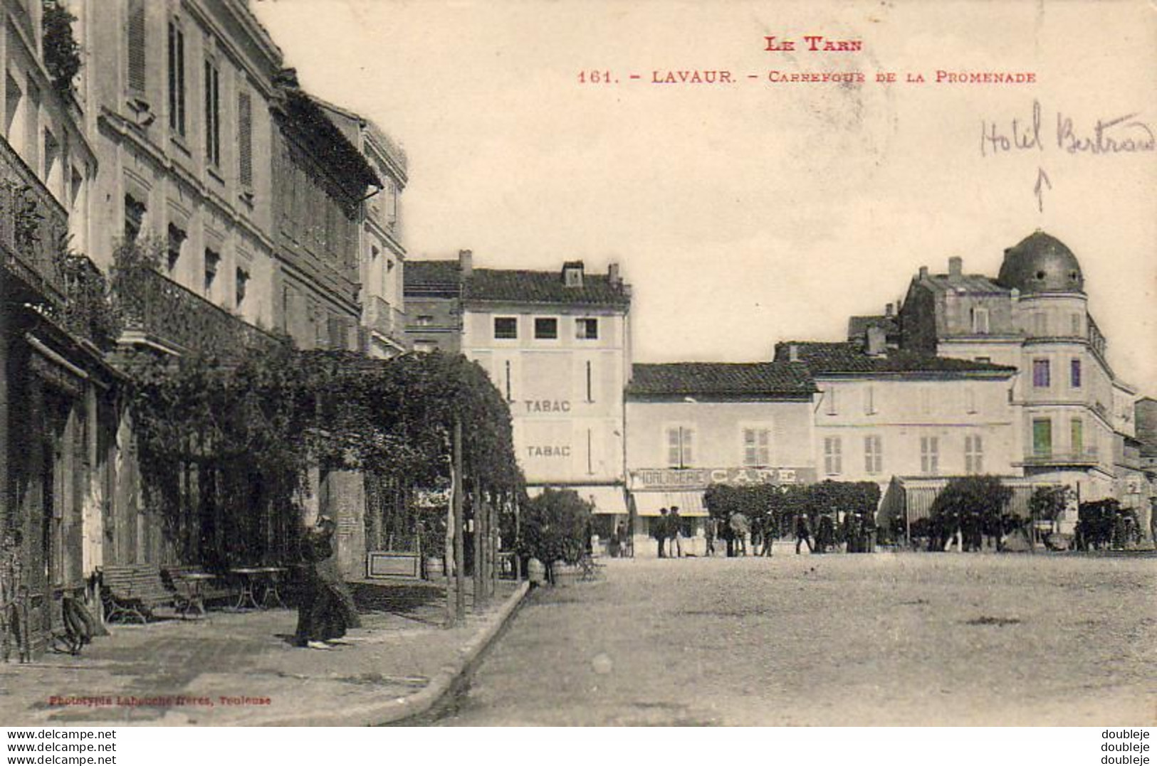 D81   LAVAUR  Carrefour De La Promenade   ..........  Éditeur Labouche - Lavaur