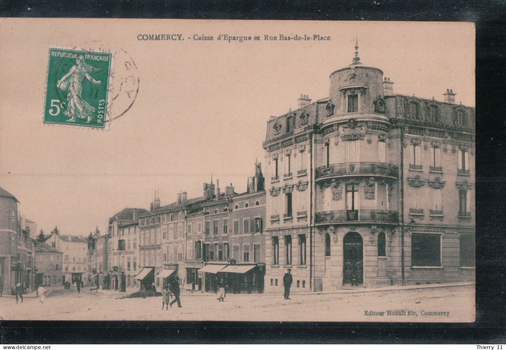 Cpa 55 Commercy Caisse D'Epargne Et Rue Bas De La Place - Commercy