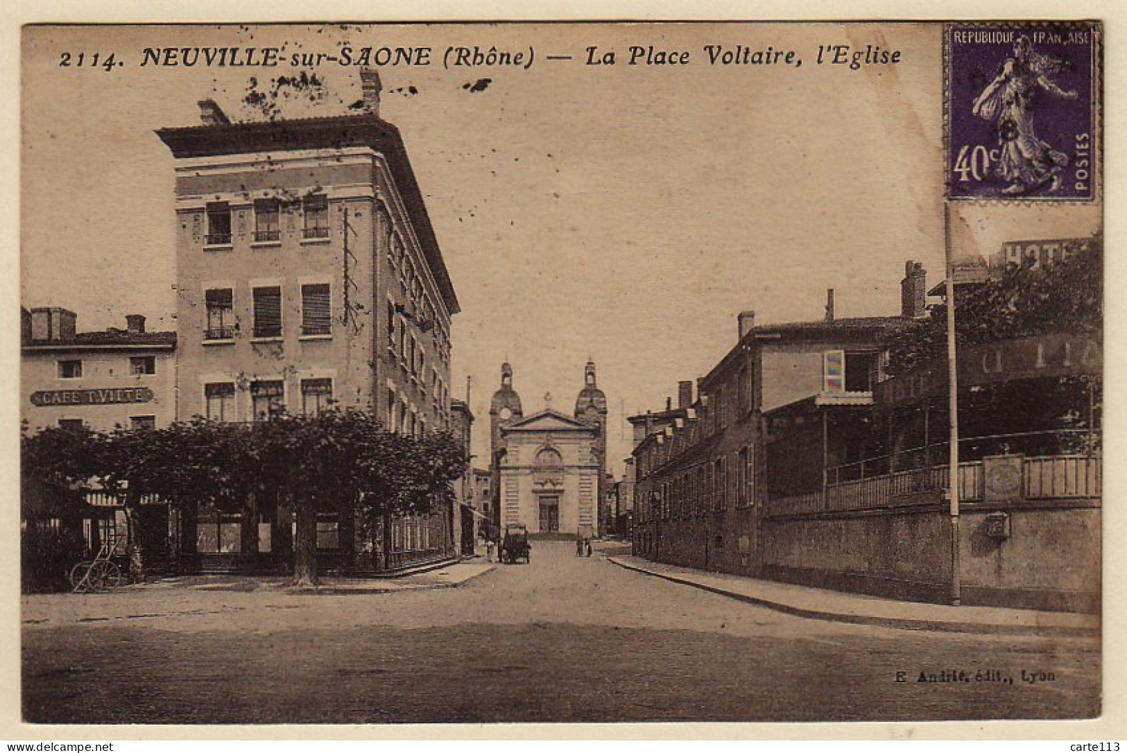 69 - B19513CPA - NEUVILLE SUR SAONE - La Place Voltaire - Eglise - Bon état - RHONE - Neuville Sur Saone