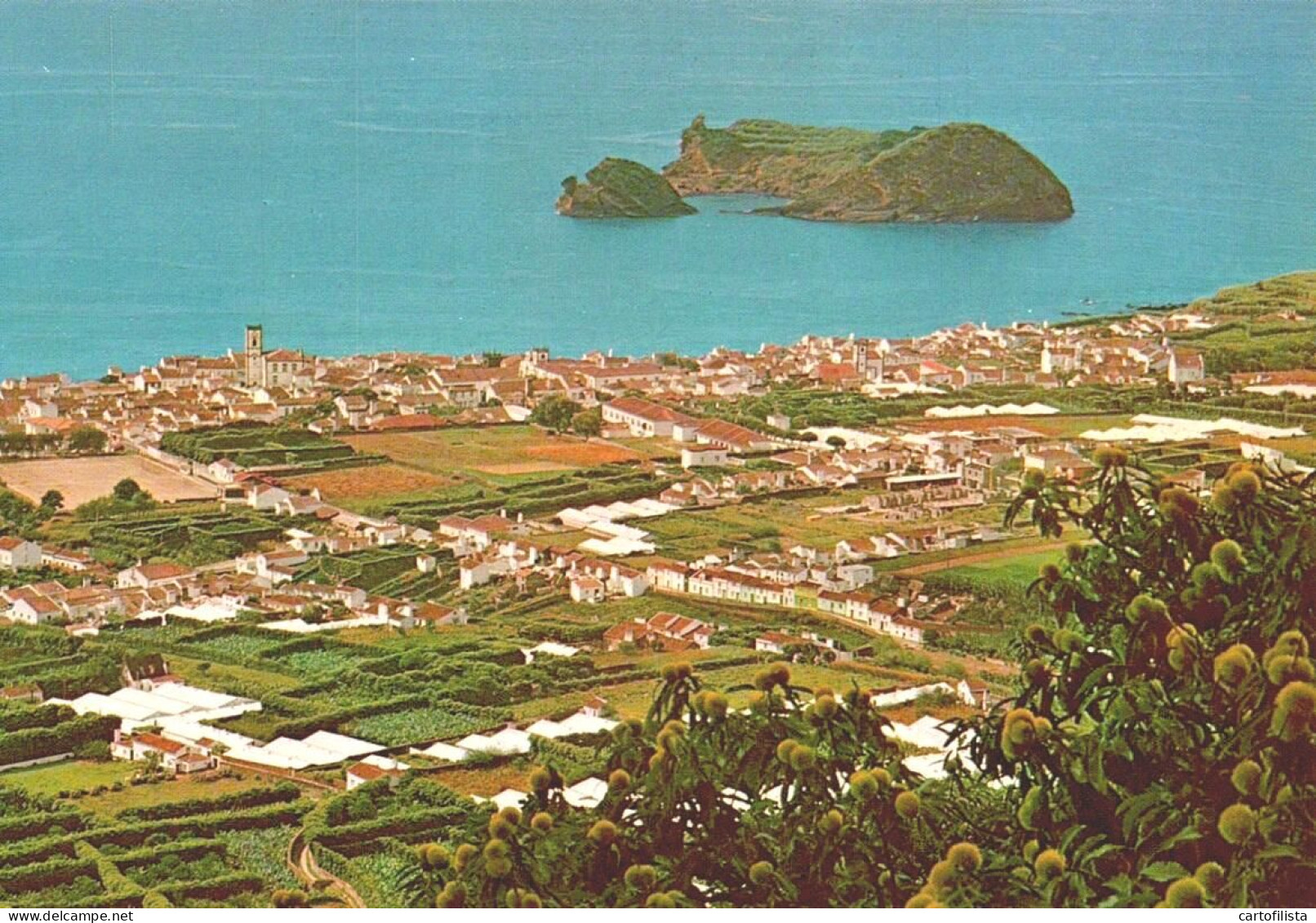 AÇORES, SÃO MIGUEL - Um Aspeto De Vila Franca Do Campo  (2 Scans) - Açores