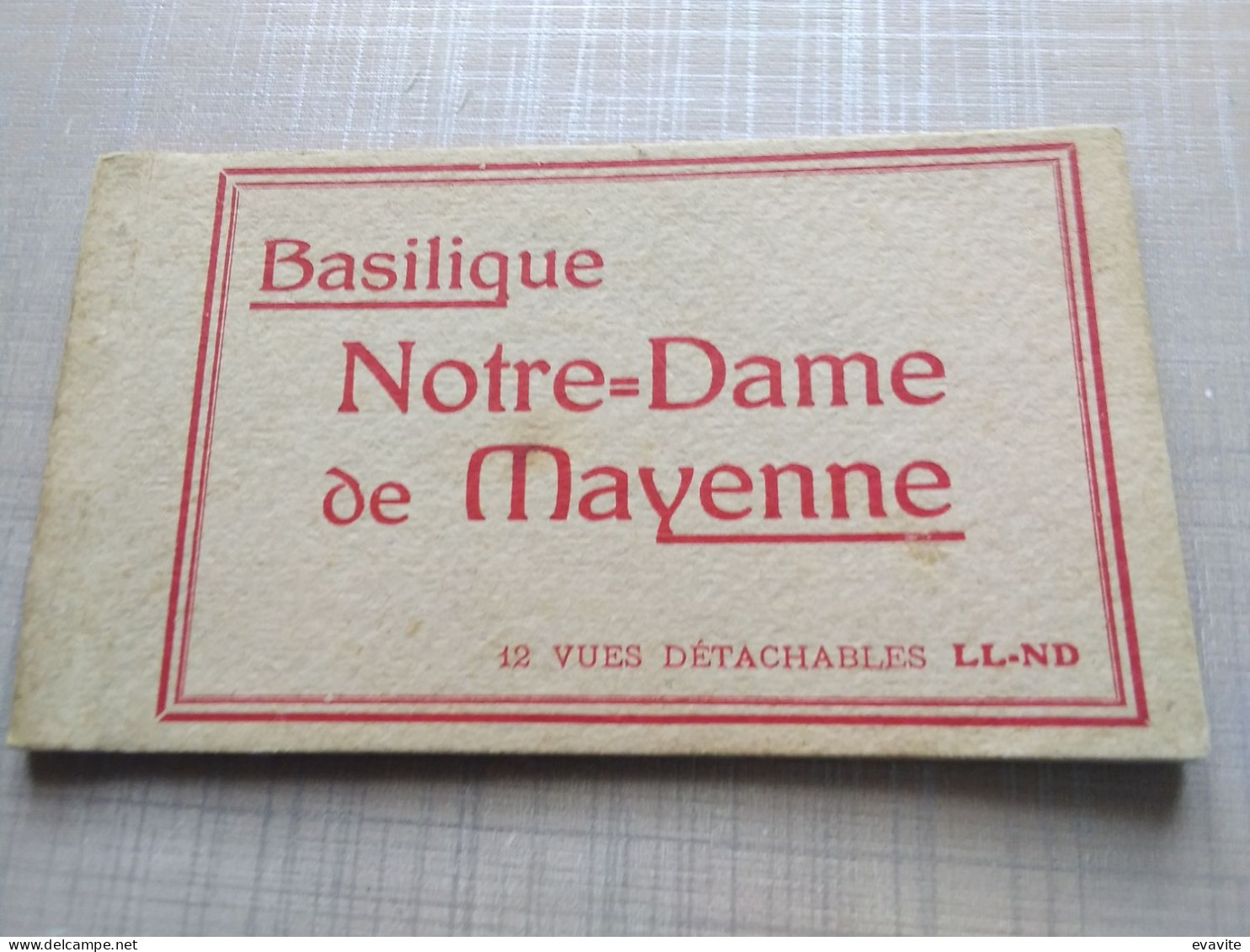 Carnet De 27 CPA Incomplet (53)    Basilique Notre-Dame De MAYENNE - Mayenne