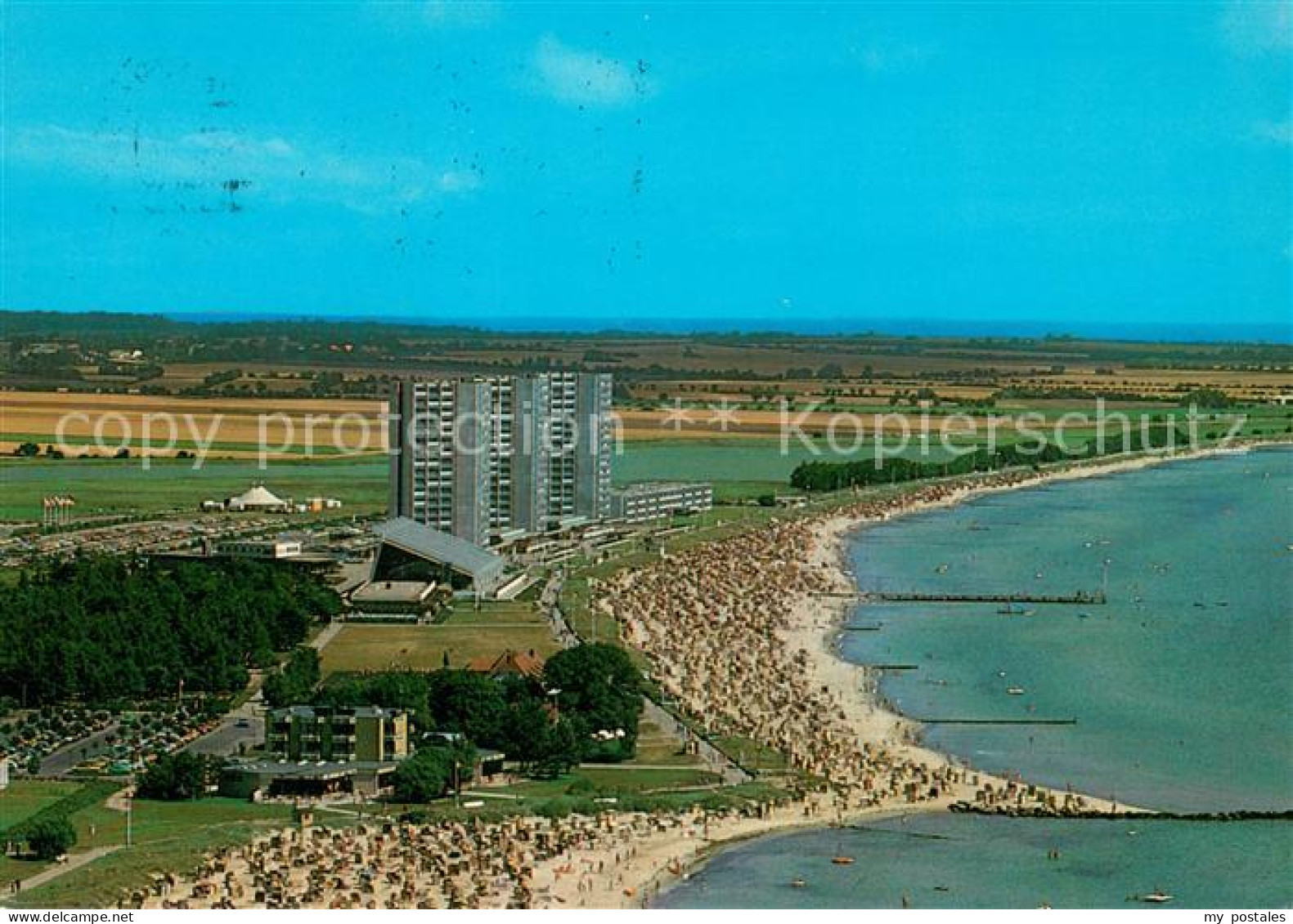 73613218 Burg Fehmarn Fliegeraufnahme Strand Burg Fehmarn - Fehmarn