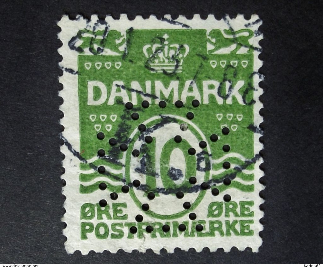 Denmark - Danemark 1930 - ( Wave 10 Ore ) Perfin - Lochung ' Cross ' Aarhu - Det Forenede Dampskibsselskab A/S Cancelled - Gebraucht