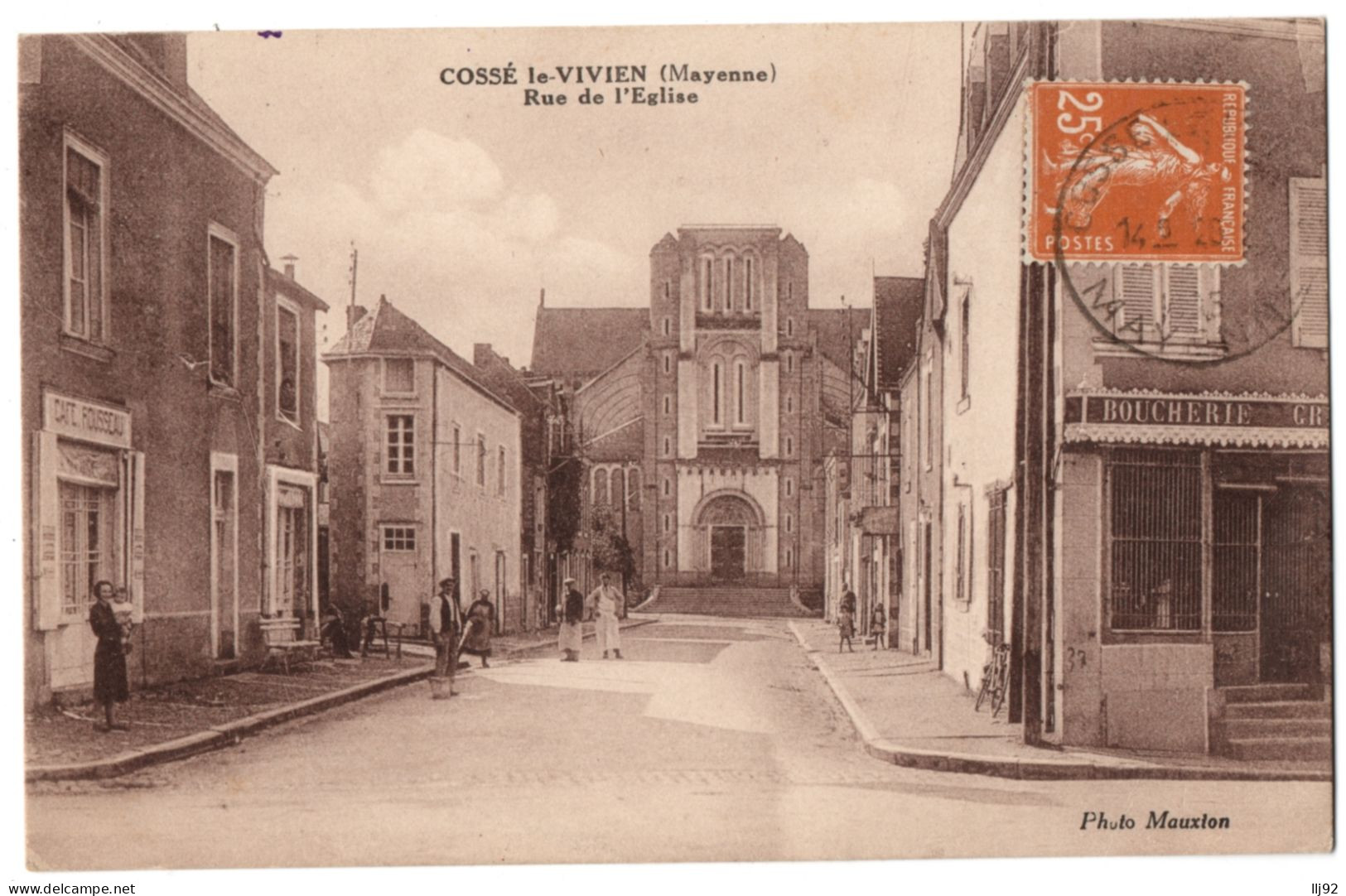 CPA 53 - COSSE LE VIVIEN (Mayenne) - Rue De L'Eglise - Photo Mauxion - Sonstige & Ohne Zuordnung