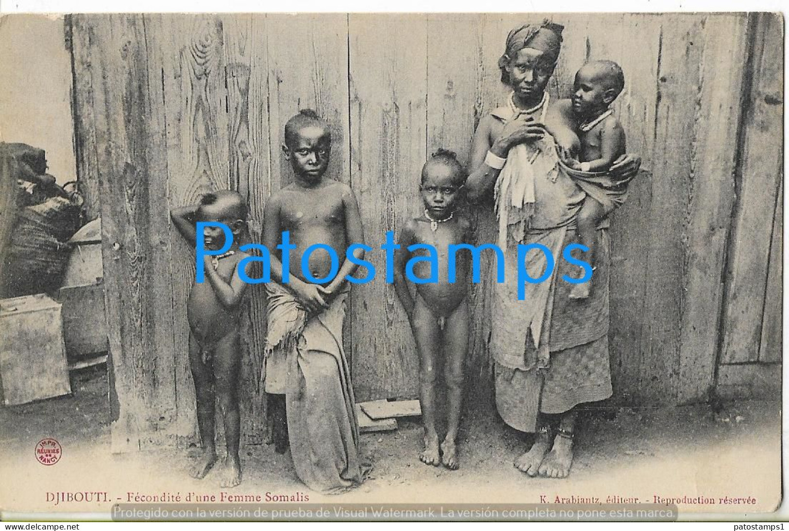 224810 AFRICA DJIBOUTI COSTUMES NATIVE CHILDREN AND WOMAN SEMI NUDE SOMALIS  POSTAL POSTCARD - Non Classés