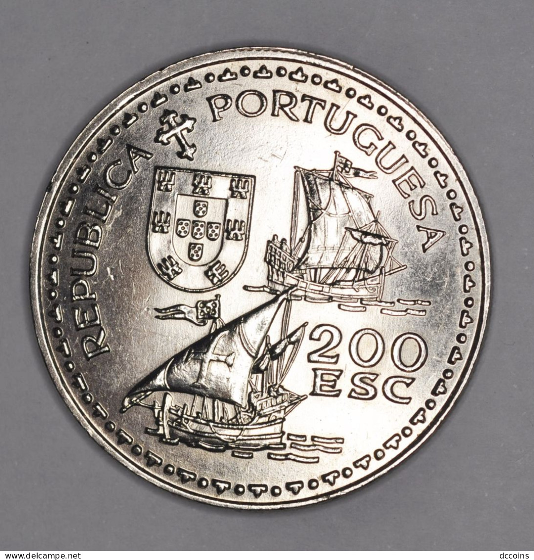 Descobrimentos Portugueses  5ª Serie 200  Esc. Henrique O Navegador  Year 1994 - Portugal